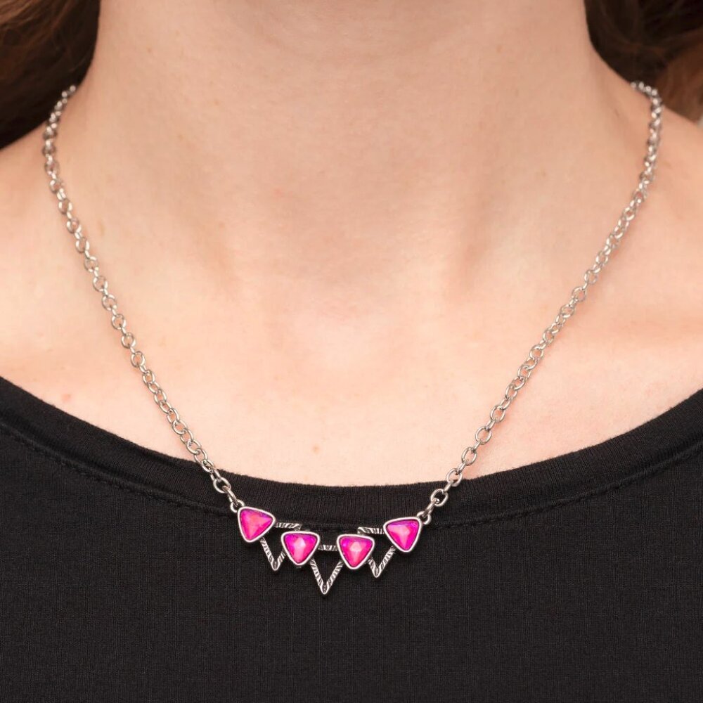 Paparazzi Jewelry Accessories - Pyramid Prowl - Pink Necklace - Vintage